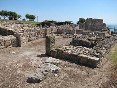 Byzantine basilica of Kitros, ancient Pydna. Photograph: KW.