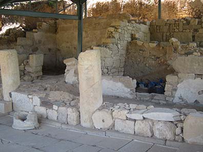 Remains of ancient Akanthos. Photograph: KW.
