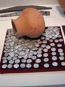 Find of Macedonian coins and drachmae of Rhodian Peraia. Photograph: KW.