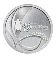 Medallion replicating the relay participant medal of Rick Hansen's Man in Motion World Tour.