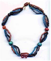 Egyptian faience bead necklace. Various periods. GBP 3,500.