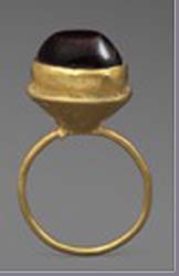 Early Byzantine gold and garnet ring. 5th-6th century AD. GBP 4,000.