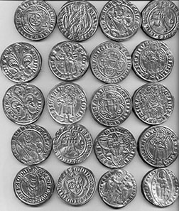 Coins from the gold hoard. Photo: Landesmuseum Münster.