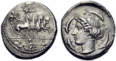 107: Syracuse, tetradrachm by Phrygillos. Estimated: 9,000, Realised: 15,000.