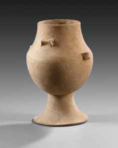 10 WALTZ COLLECTION. Cycladic collared jar with conical neck, early Cycladic II, ca. 2700-2300 BC. Clay. H. 22.0 cm. Estimate: 2,000 / Final Price: 28,750 EUR.