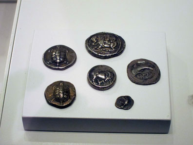 Coins with animals. Photo: UK.