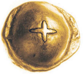 Bodvoc's sun-cross may have been taken from an imported Globular Cross gold stater of the Seno-Carnutes, ABC 94, or an insular imitation. Photo: Chris Rudd.