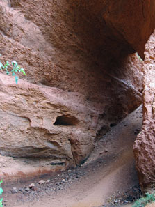 Mountain caves formed from being washed out. Photo: KW.