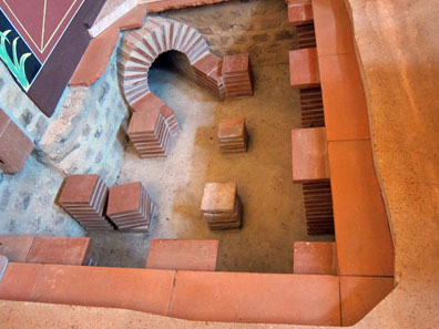 Reconstruction of a hypocaustum. Photo: KW.