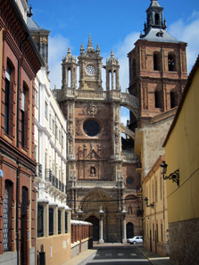 A first look at the late Gothic cathedral of Astorga. Photo: KW.