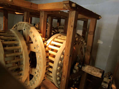 Once gigantic mill wheels animated this machine. Photo: KW.