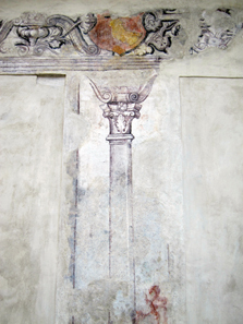 Remnants of the painting. Photo: KW.