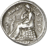 No. 219: Amphictyony of Delphi (Phocis). Stater, around 346 BC. Demeter. Rev. Apollo upon an omphalos, sitting facing left. Kinns O1/R5. Very rare. From Gorny & Mosch auction 76 (1996), 134. Extremely fine. Estimate: 25,000 EUR. Final Price: 57,500 EUR.