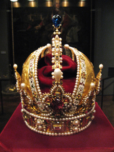 The Crown of Rudolf II. SK Inv.-Nr. XIa 1. Photo: Gryffindor / Wikipedia.