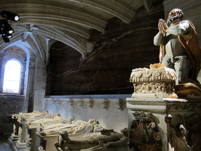 The tomb of the Kings of Navarre. Photo: KW.
