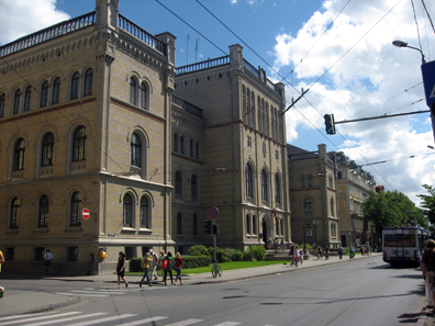 University of Latvia mainbuilding. Photo: Dezidor / Wikipedia http://creativecommons.org/licenses/by-sa/2.5/deed.en.