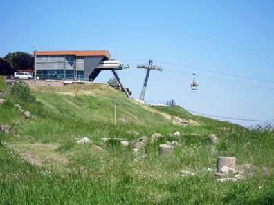 Cable car up to the acropolis of Pergamum. Photo: KW.