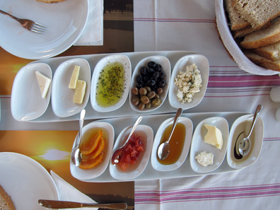 Part of the wonderful breakfast at the Hotel Erguvan. Photo: KW.