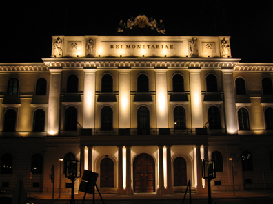 The Austrian Mint by night. Photo: Contributor / http://creativecommons.org/licenses/by-sa/3.0/deed.en