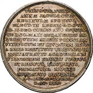 Nro 8020: Hereditary medal of Johann Jakob Reichel at Warsaw in memory of Stephen Báthory. Hutten-Czapski 3432 (R3). Die error, very fine to extremely fine.
300 / 3.335 Euros
* All prices include 15% VAT.
