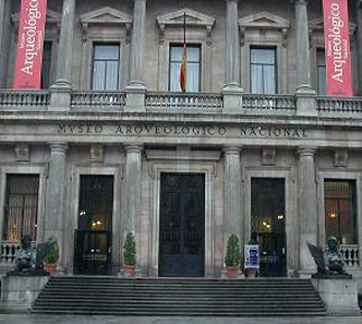 The main façade of the Museo Arqueológico Nacional today. Photograph: Dodo / http://creativecommons.org/licenses/by-sa/3.0/