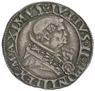Julius II, real name Giuliano della Rovere, Pope (1503-1513). Giulio, Rome. Bust portrait of the Pope to the right. Rv. Saint Peter with keys and book in frontal view, below the keys, trident as symbol for the Fugger family in Augsburg, who managed the papal mint. © MoneyMuseum, Zurich.