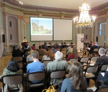 D. Williams presenting her paper. © ÖAW, Vienna.