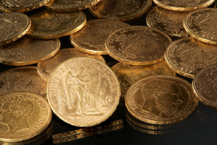 Coins from the treasure. Photograph: Volker Minkus / Niedersächsisches Landesamt für Denkmalpflege.