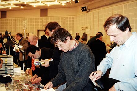 A view of the exhibition hall at the World Money Fair in 2000.