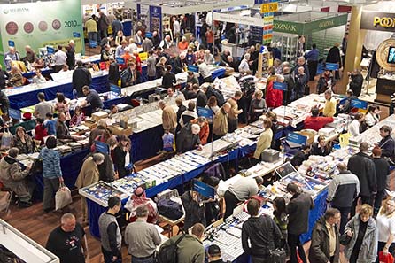 Still the core at the World Money Fair: Coin trading.