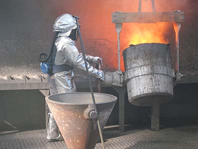 The ingots are molded. Photo: UK.