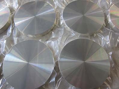 Blanks for 1-kilo-coins. Photo: UK.