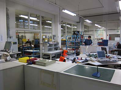 Shipping department: UK.