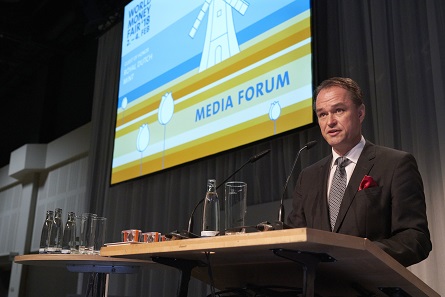 The president of the World Money Fair inaugurates the Media Forum. Photo: WMF.