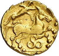 Quarter stater „au triskèle“. From the Dr W. R. collection. Very rare. Very fine +. Estimate: 1,250 euros. From Künker auction 312 (8 October 2018), no. 1904.