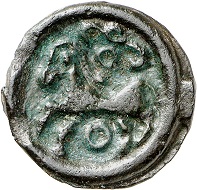 Potin, type “au cheval”. From the Dr W. R. collection. Probably unpublished variety. Very fine. Estimate: 150 euros. From Künker auction 312 (8 October 2018), no. 1906.