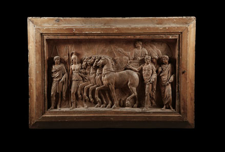 576: Terracotta bozzetto of the reliefs of the Arch of Titus. One of two terracotta reliefs, 60 x 100 cm (without frame). 1st half of 19th cent. For both estimate: 75,000 Euros. End result: 109,250 Euros.