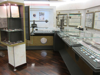 View at the showcase with the Monégasque coins. Photo: KW.