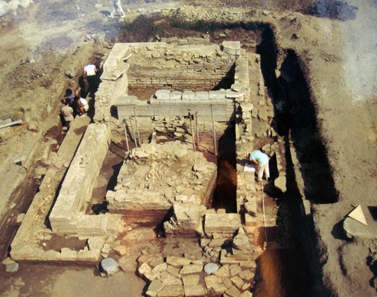 Photo of the excavation in the Artemision on the explanatory panel. Photo: KW.